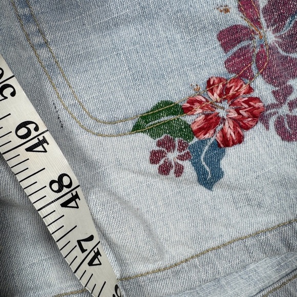Vintage Surf OP Embroidered Floral Light Blue Jean Denim Hot Pants Shorts Size 3 - Picture 6 of 17